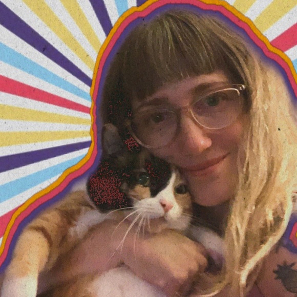 Meet your Posher, Brittany - Picture 2 of 3